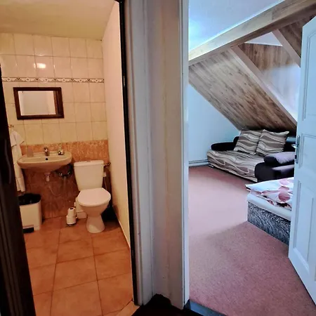 Hubert فندق هرينسكو